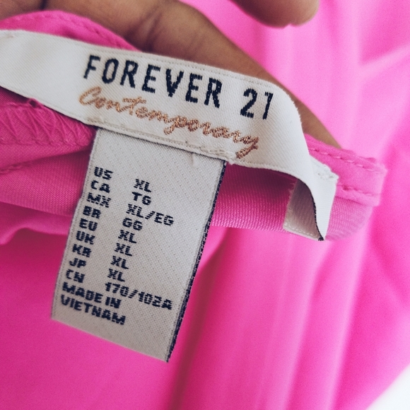 Halter Top - Picture 5 of 5